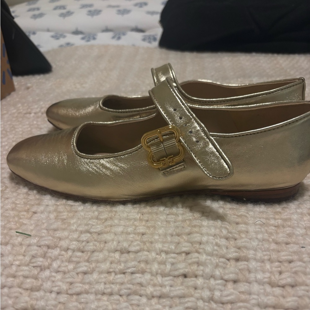 Sam Edelman gold flats